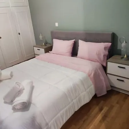 Apartment Cozy New Near The Athens